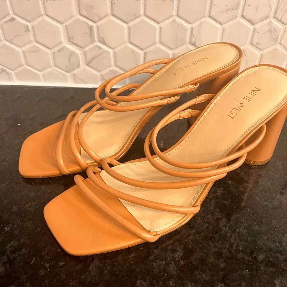 Nine West Glowy Women's size 11 M Heel Sandals‎ Multi Strap Square Toe Shoes New